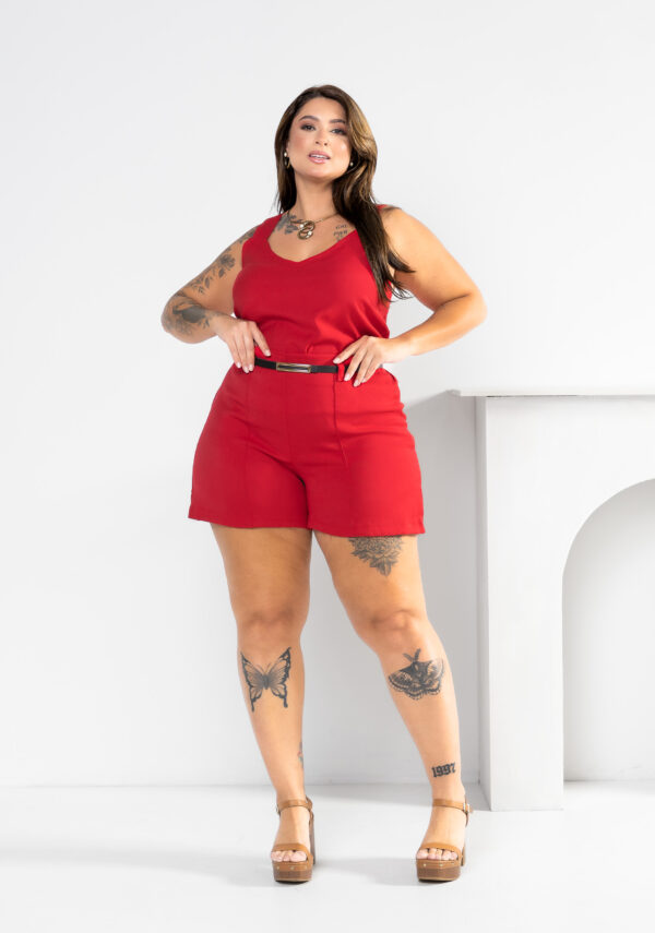 Conjunto alfaiataria shorts e regata elegante